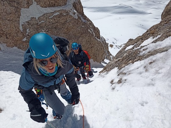 DIRETTISSIMA AL CORNO GRANDE INVERNALE (GRAN SASSO D'ITALIA)